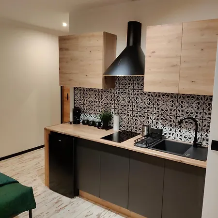 Krolowka * Μπίντγκοστς